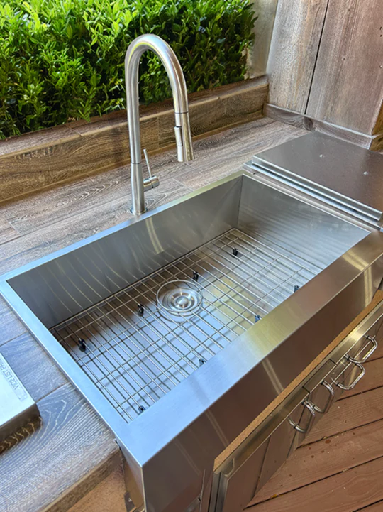 RCS 32" Outdoor Farm House Sink