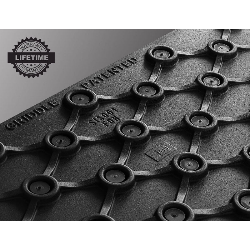 Close-up of a textured black mat with 'Griddle' branding and 'Patented' label.
